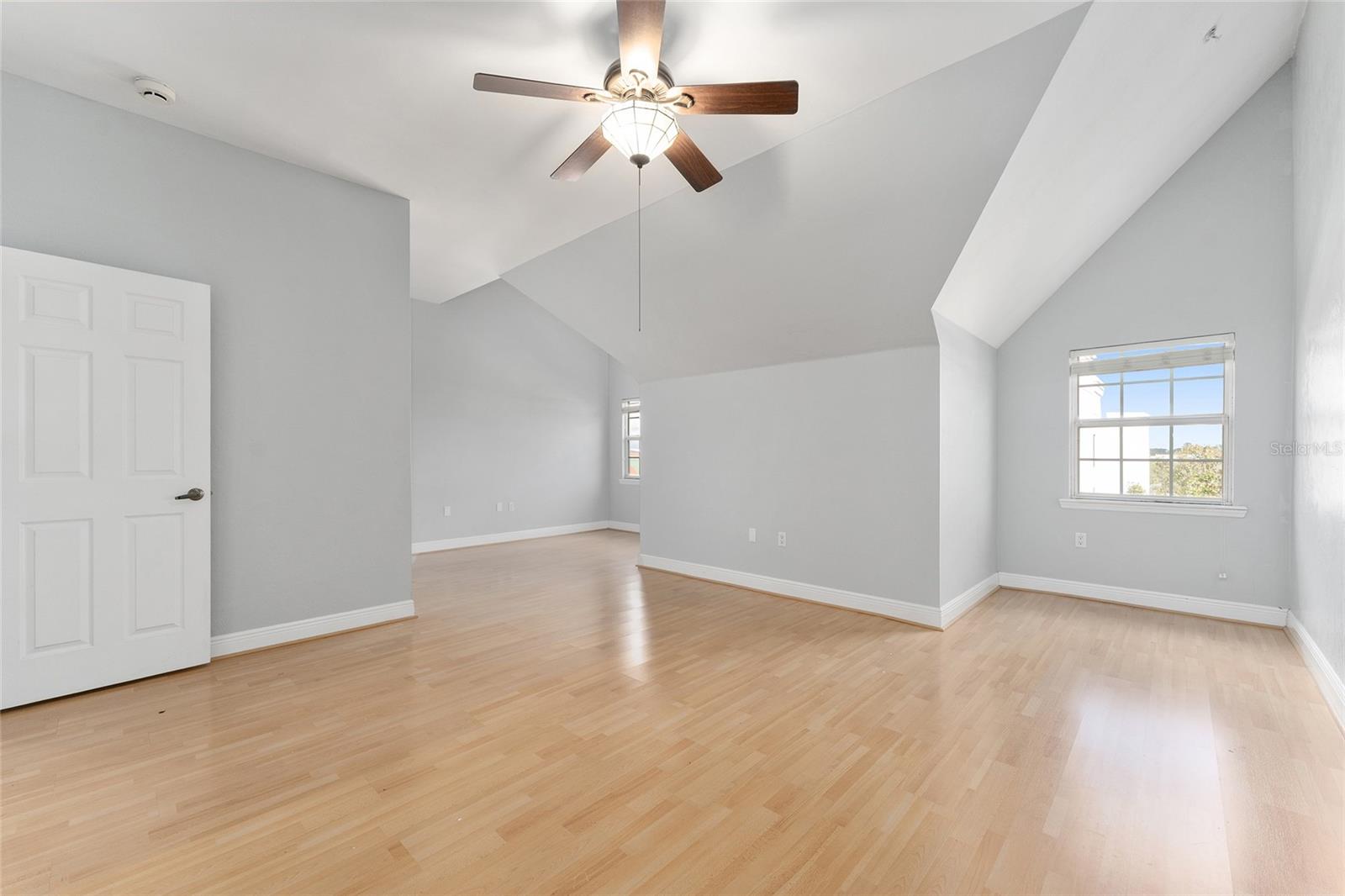 Image 34 of 62 For 201 2nd Avenue 406