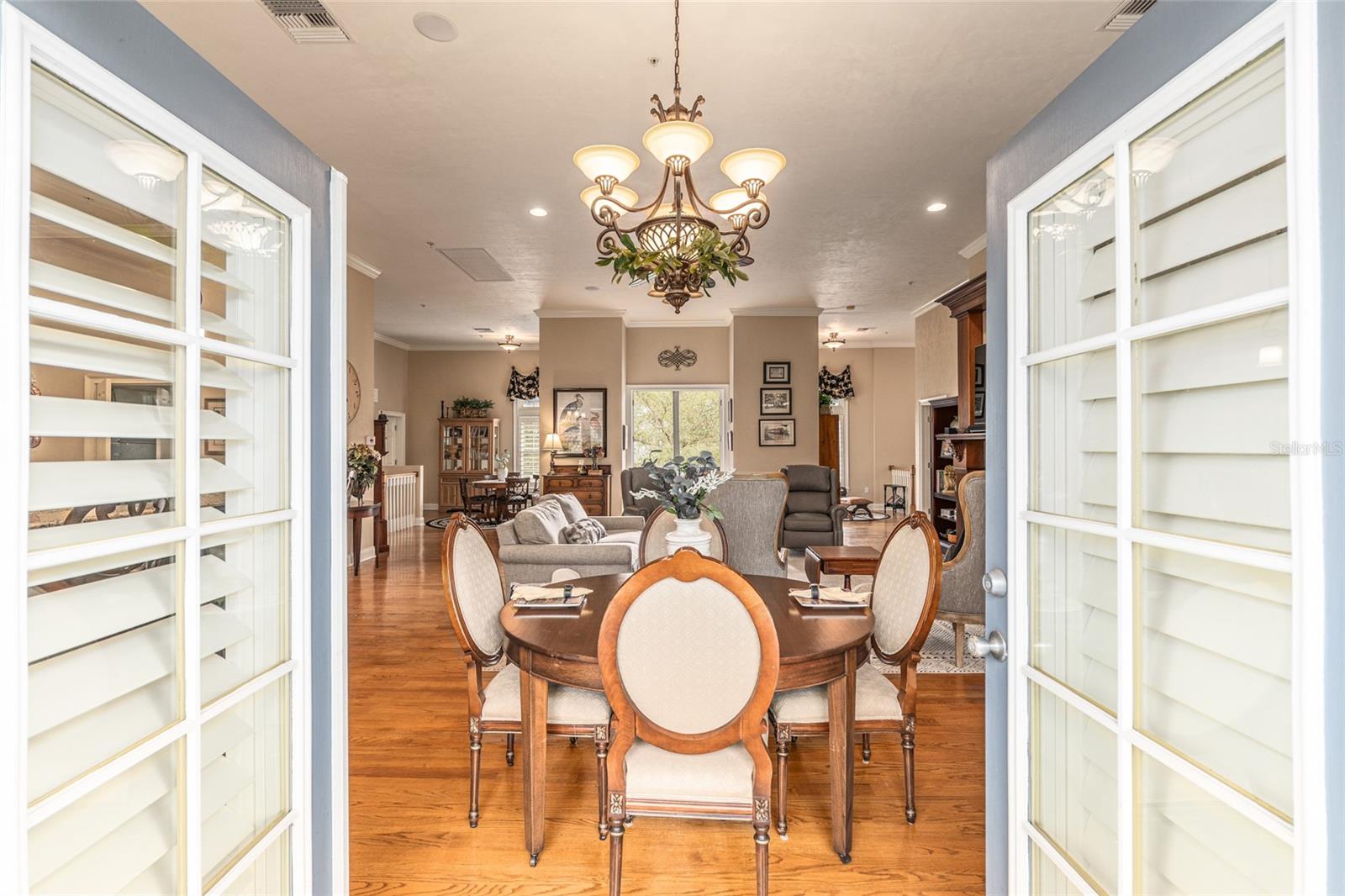 Image 15 of 61 For 5015 91 Terrace