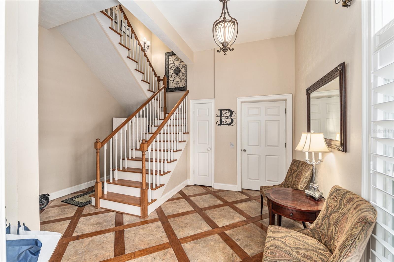 Image 3 of 61 For 5015 91 Terrace