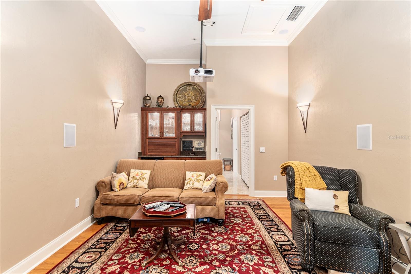 Image 30 of 61 For 5015 91 Terrace