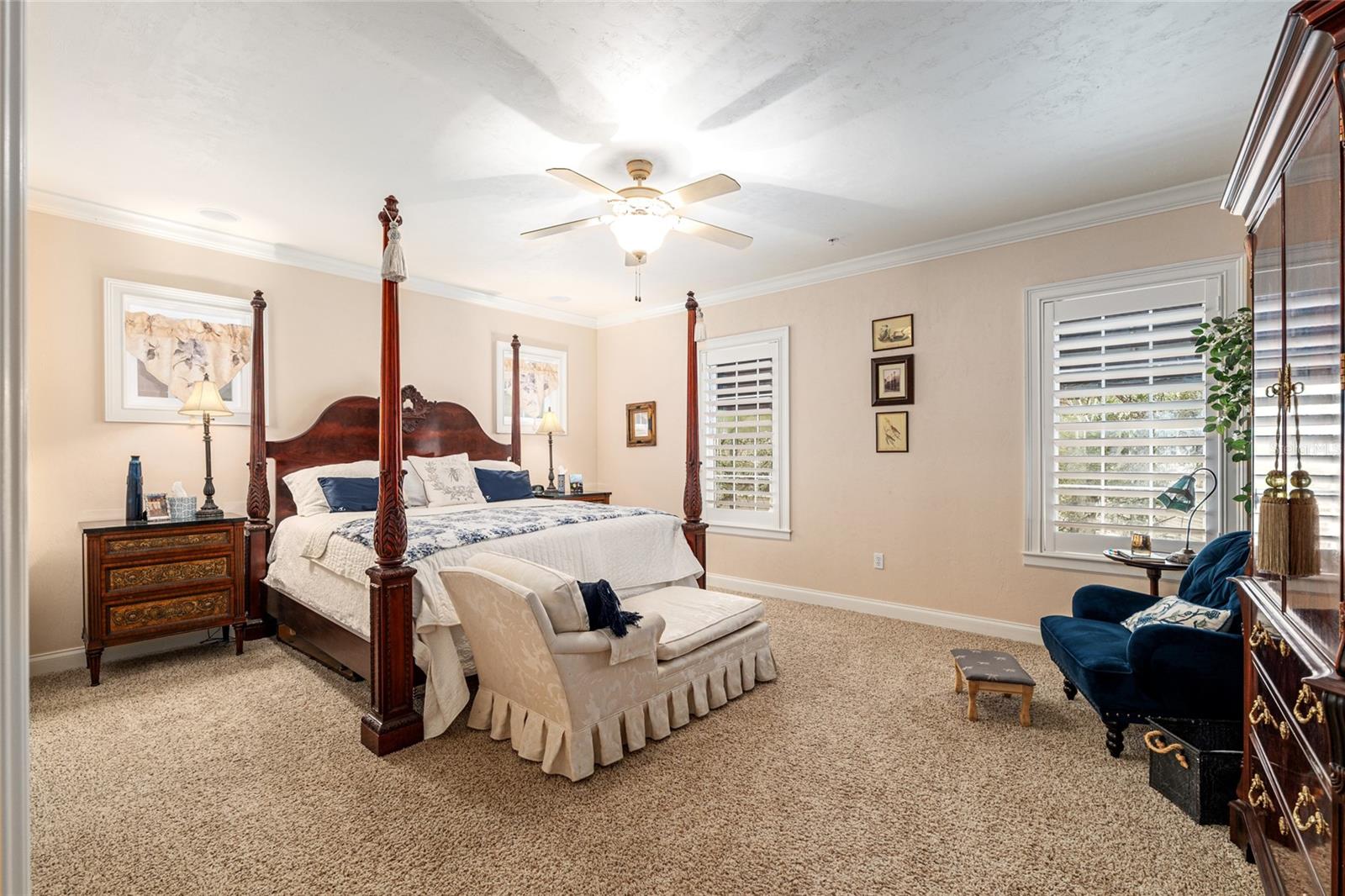 Image 40 of 61 For 5015 91 Terrace