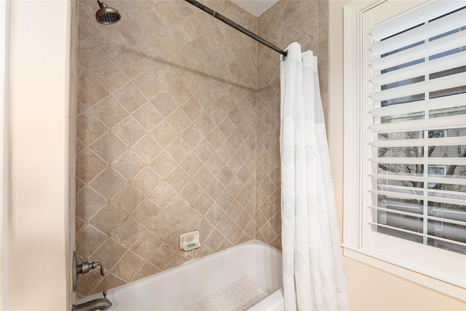 Image 47 of 61 For 5015 91 Terrace