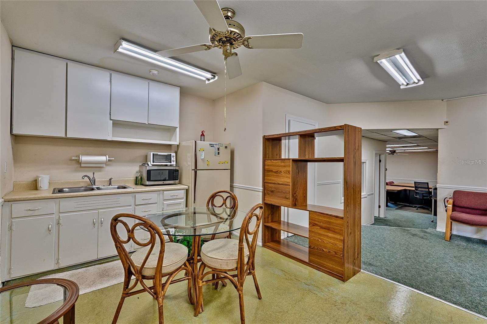 Image 11 of 40 For 119 4th Street