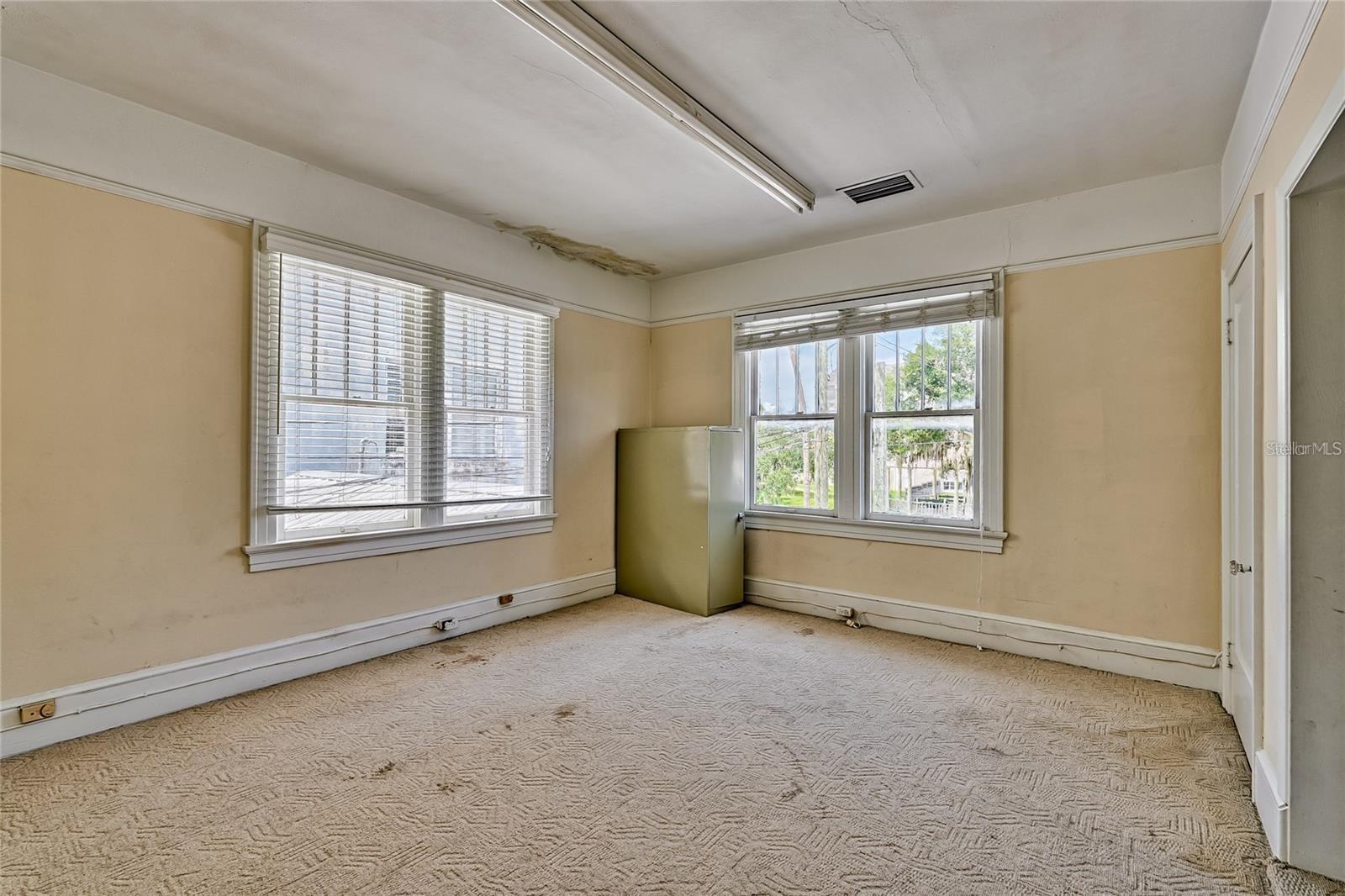 Image 25 of 40 For 119 4th Street