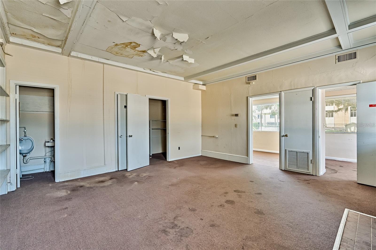 Image 33 of 40 For 119 4th Street