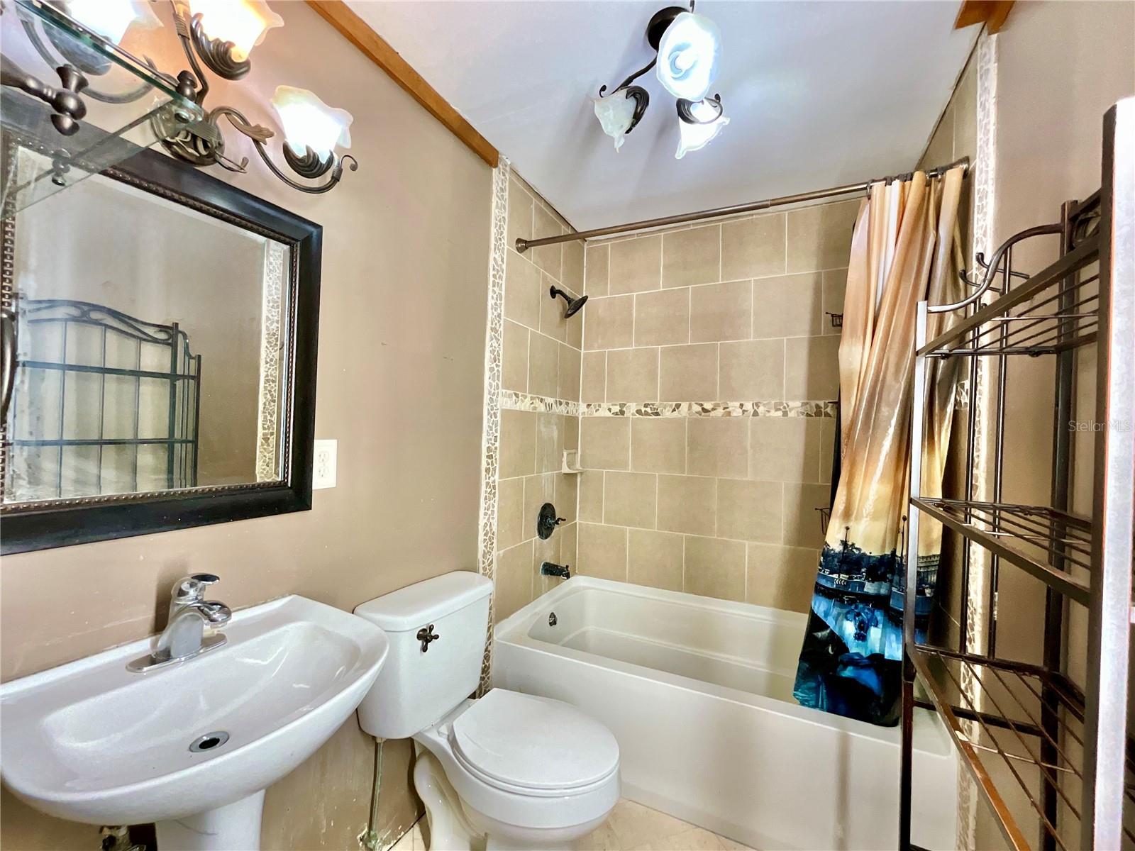 Image 44 of 67 For 276 Melrose Landing Boulevard