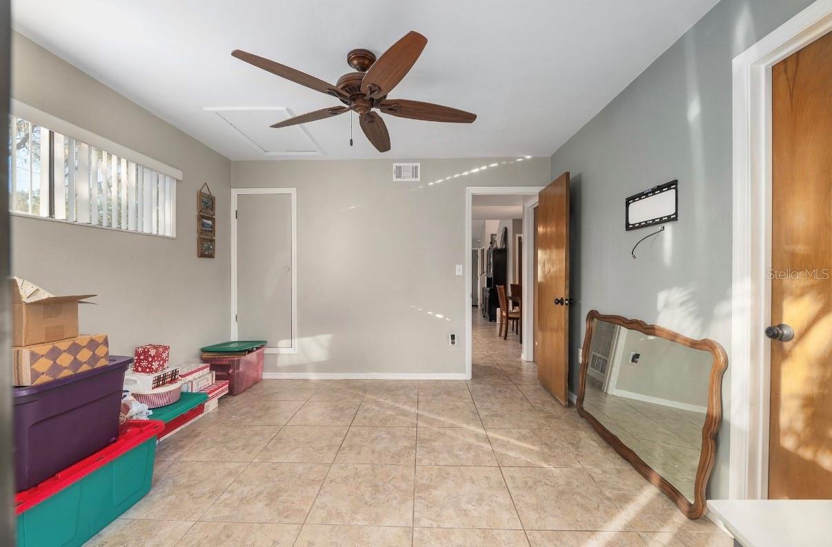 Image 18 of 37 For 3468 37th Avenue