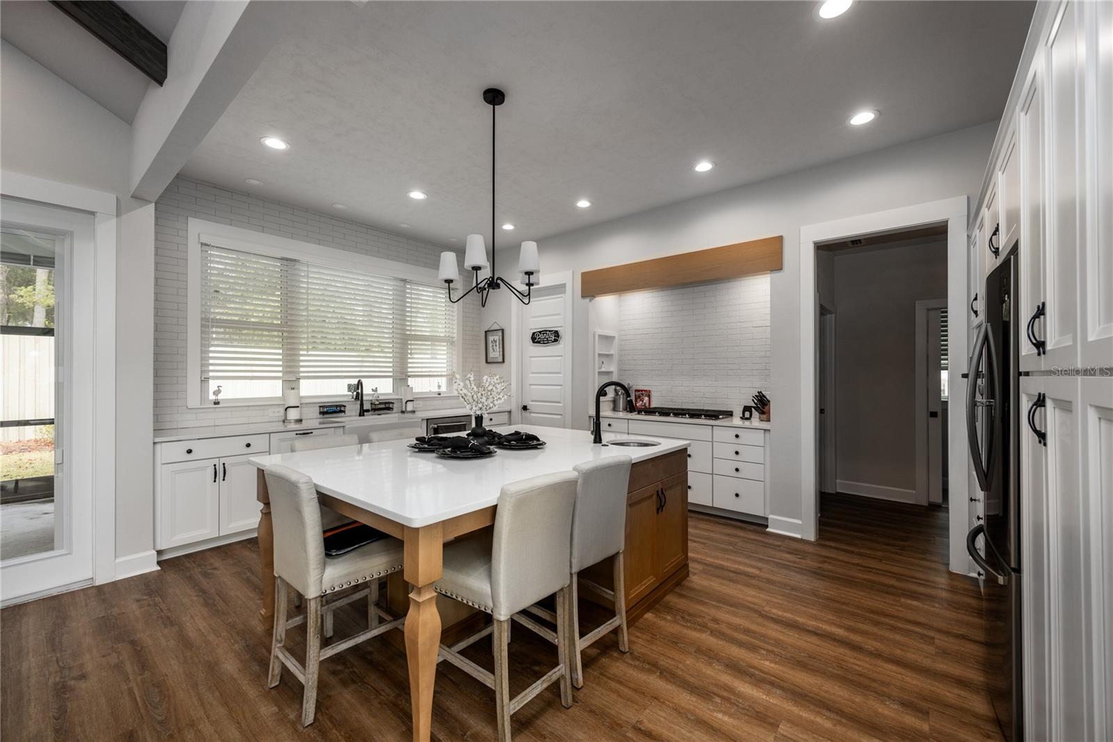 Image 10 of 42 For 3642 49th Drive