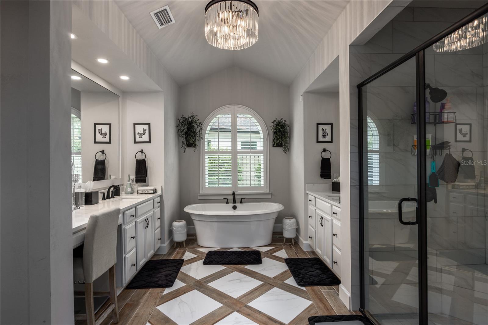 Image 26 of 42 For 3642 49th Drive