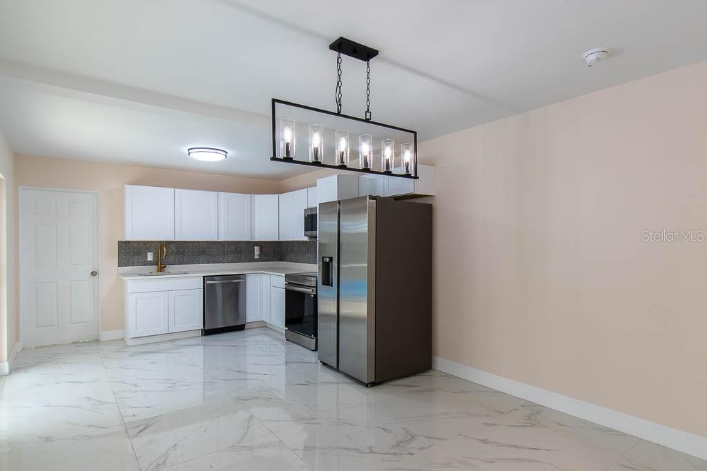 Image 13 of 23 For 1925 John Arthur Way