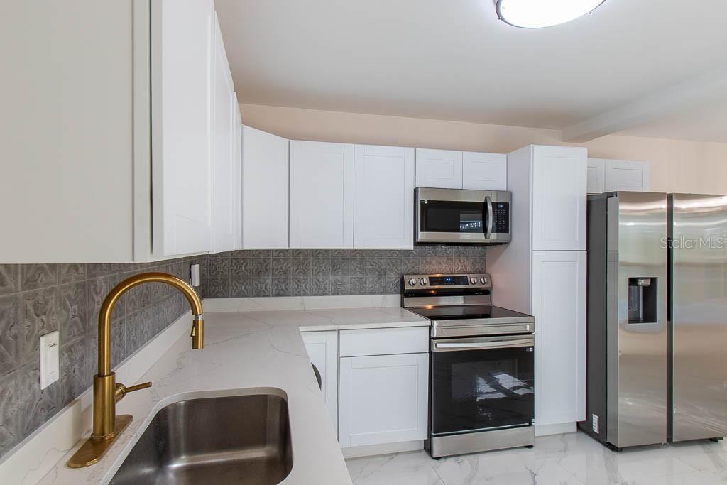 Image 15 of 23 For 1925 John Arthur Way