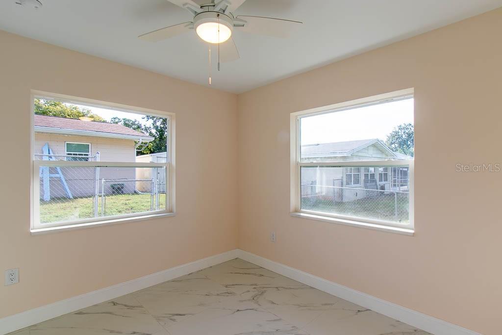 Image 20 of 23 For 1925 John Arthur Way