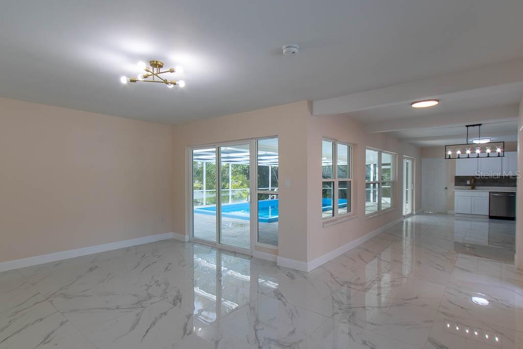 Image 6 of 23 For 1925 John Arthur Way