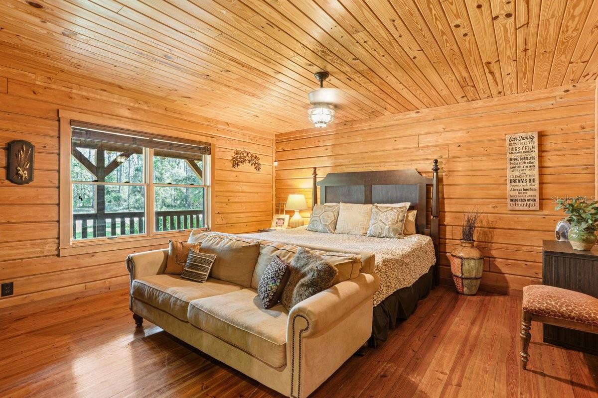 Image 18 of 47 For 501 Duncan Lane Ne