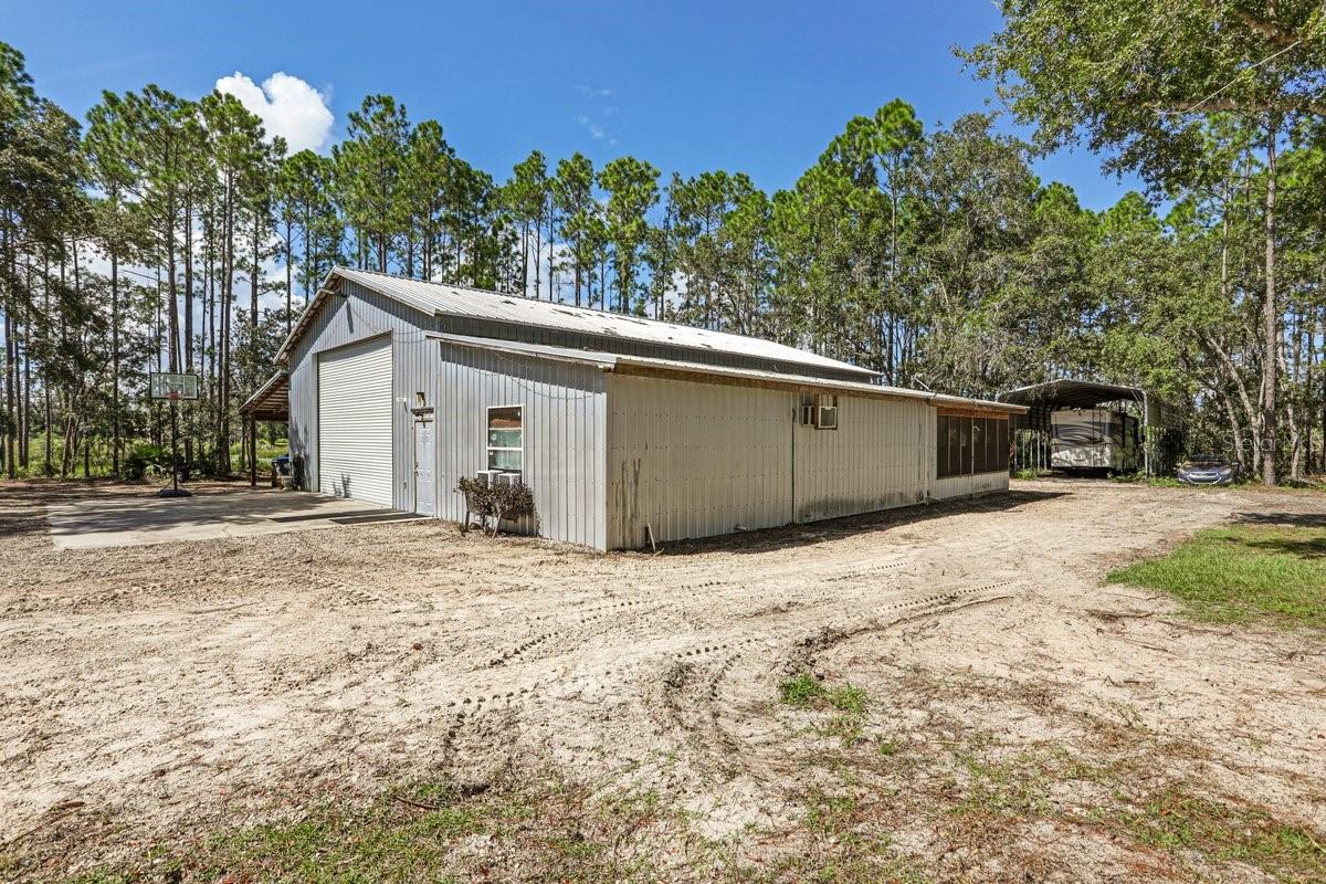 Image 32 of 47 For 501 Duncan Lane Ne