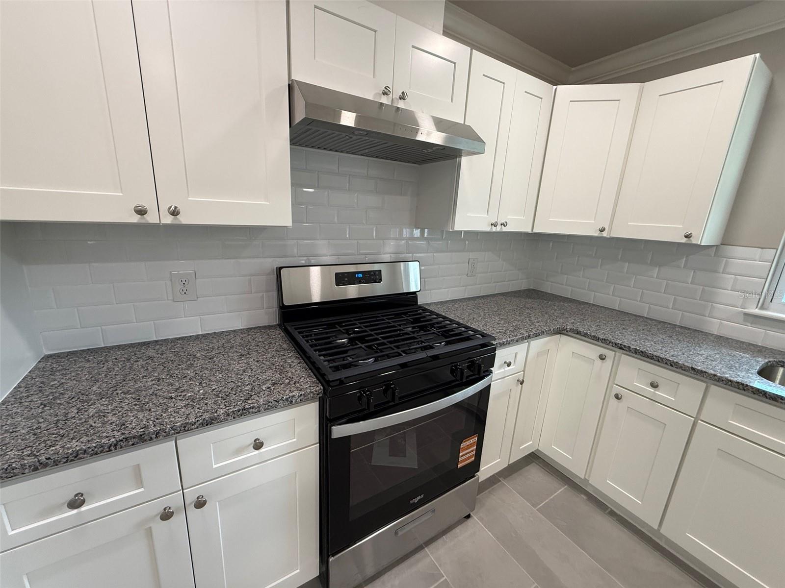 Image 10 of 31 For 8424 4th Place