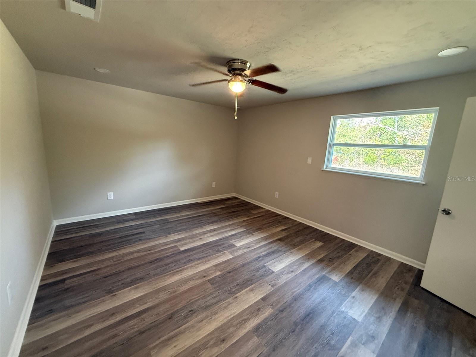 Image 12 of 31 For 8424 4th Place