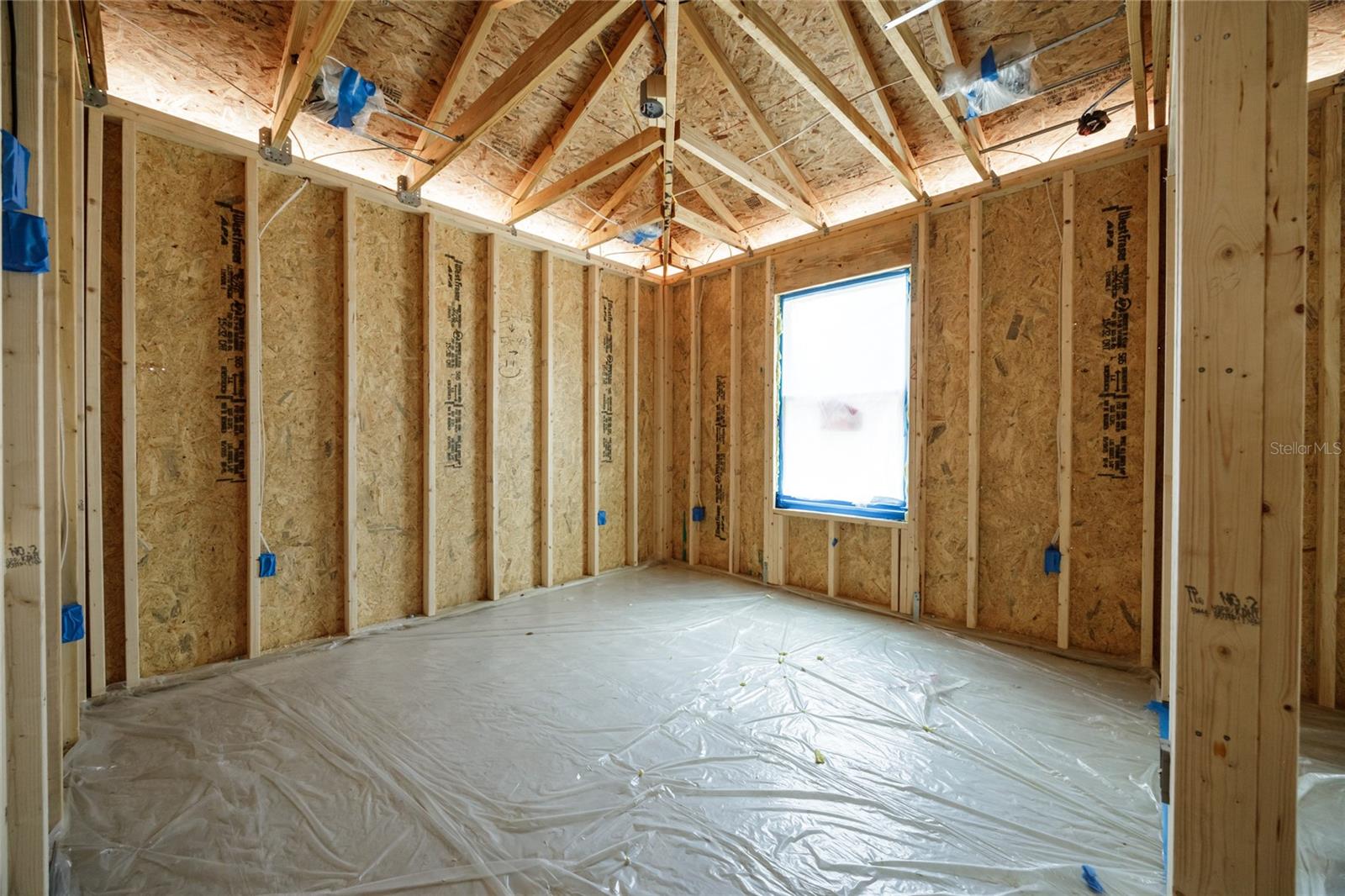 Image 14 of 19 For 15370 Ne 2nd St