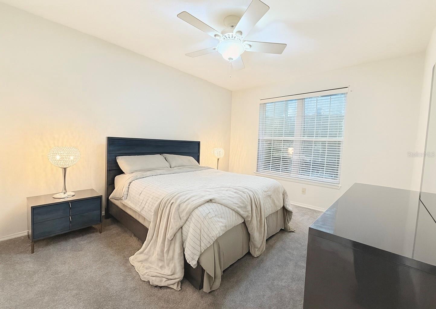 Image 15 of 30 For 13810 Sutton Park Drive N 123