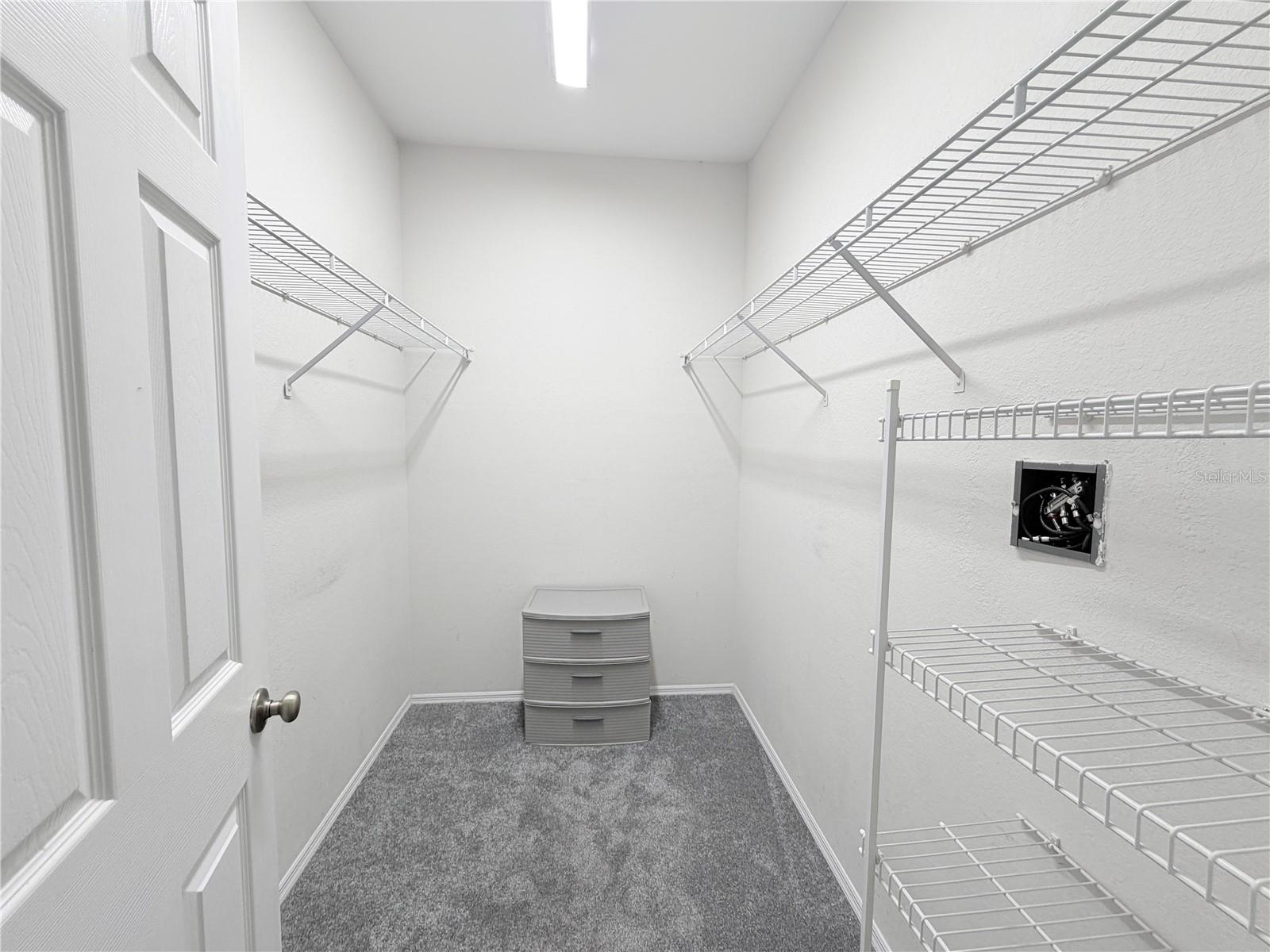 Image 21 of 30 For 13810 Sutton Park Drive N 123