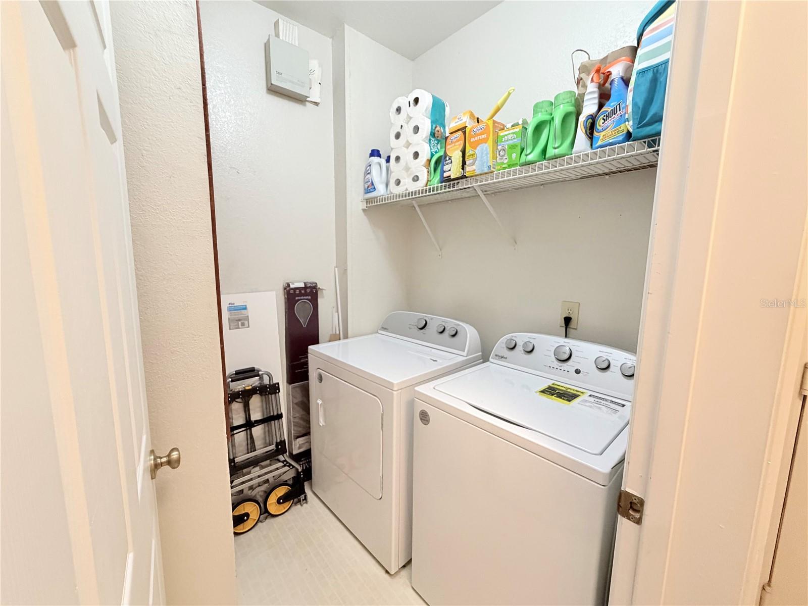 Image 22 of 30 For 13810 Sutton Park Drive N 123