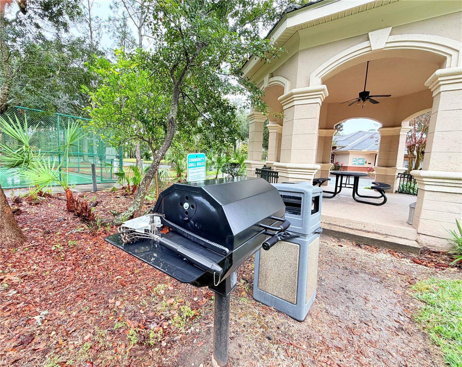 Image 27 of 30 For 13810 Sutton Park Drive N 123