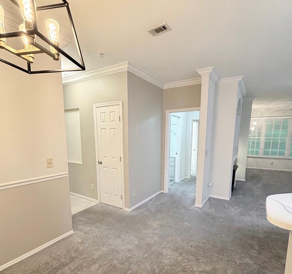 Image 8 of 30 For 13810 Sutton Park Drive N 123