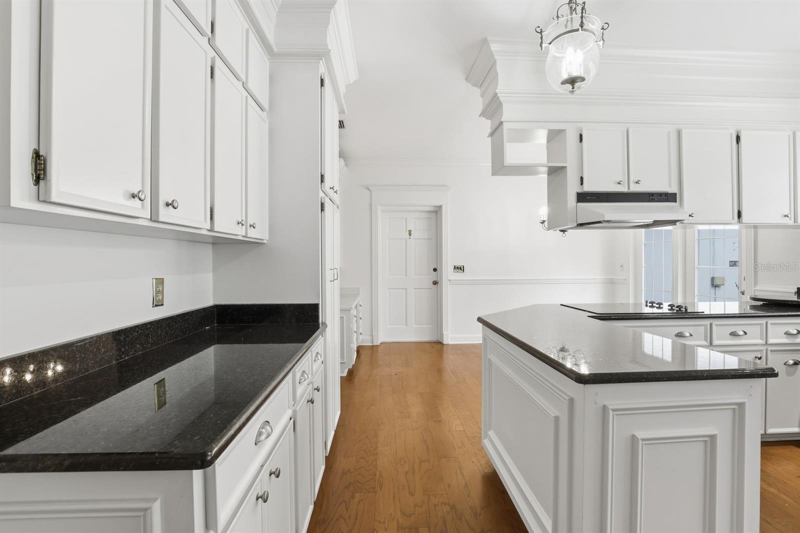 Image 13 of 32 For 6307 35th Way