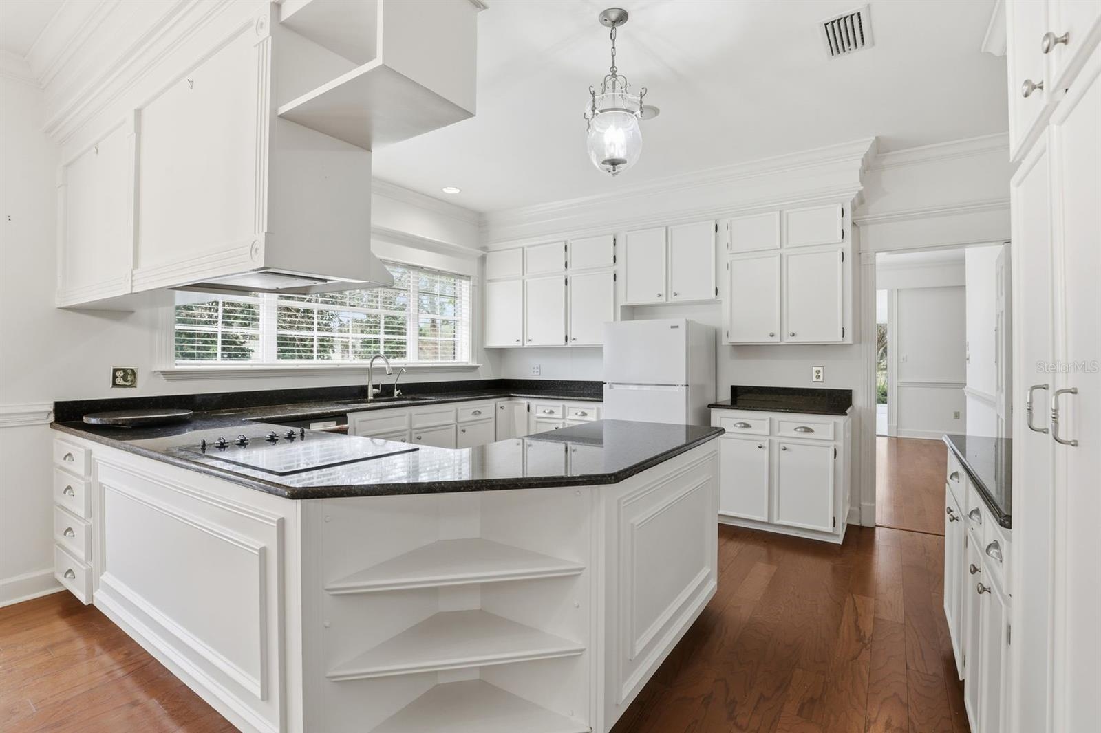 Image 15 of 32 For 6307 35th Way