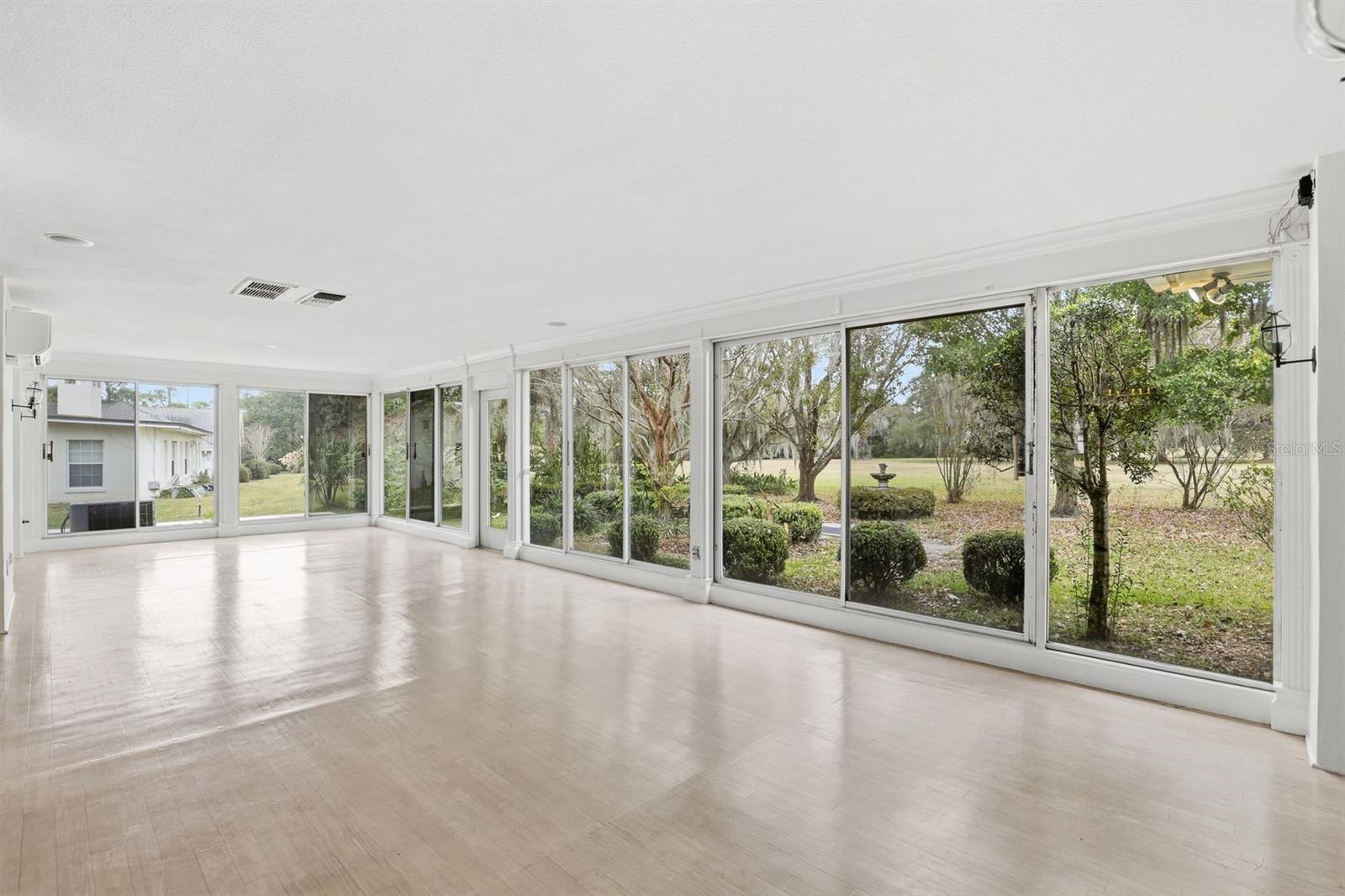 Image 21 of 32 For 6307 35th Way