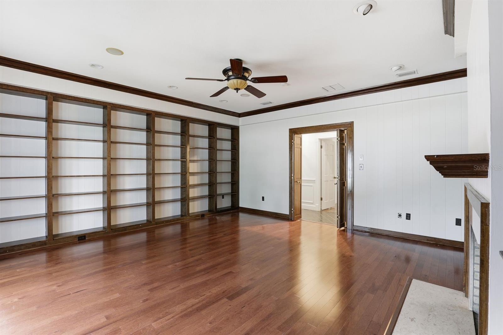 Image 24 of 32 For 6307 35th Way