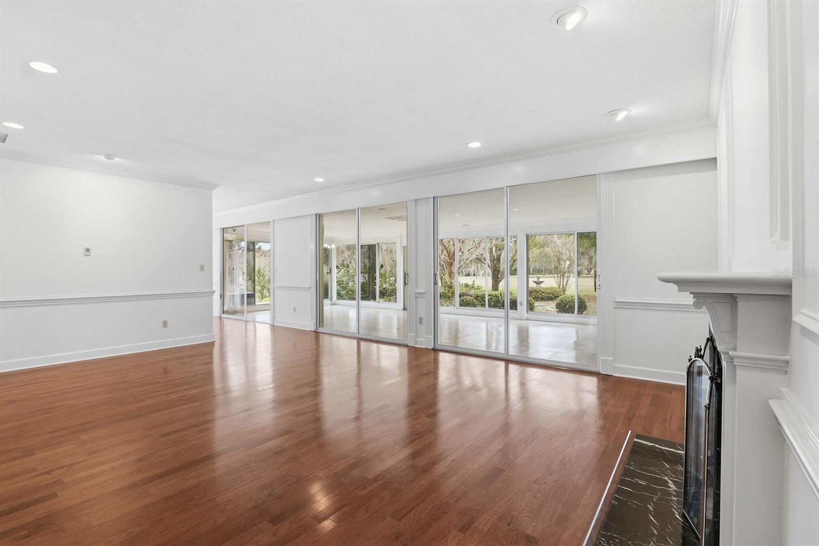 Image 7 of 32 For 6307 35th Way