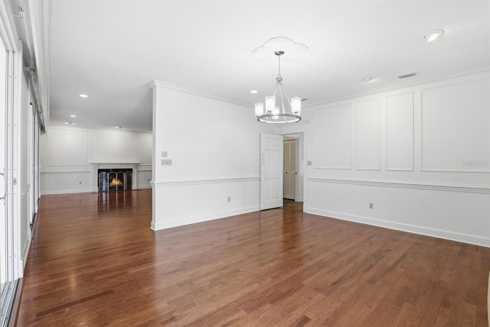 Image 8 of 32 For 6307 35th Way