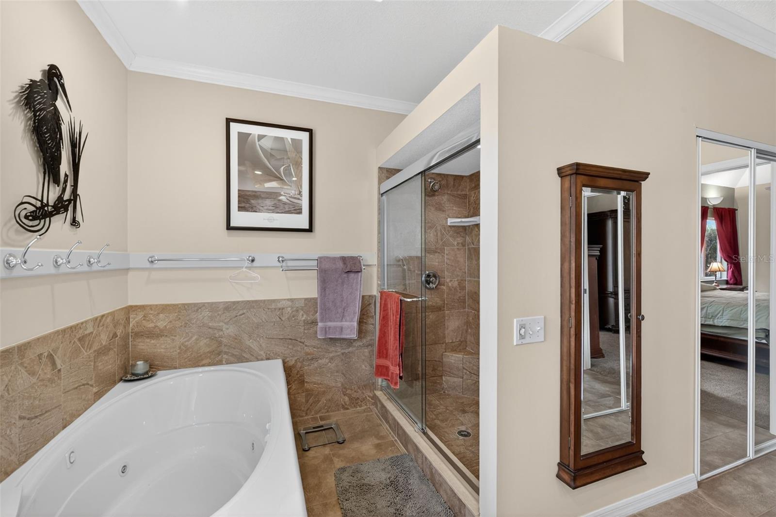 Image 24 of 42 For 820 Bayshore Drive