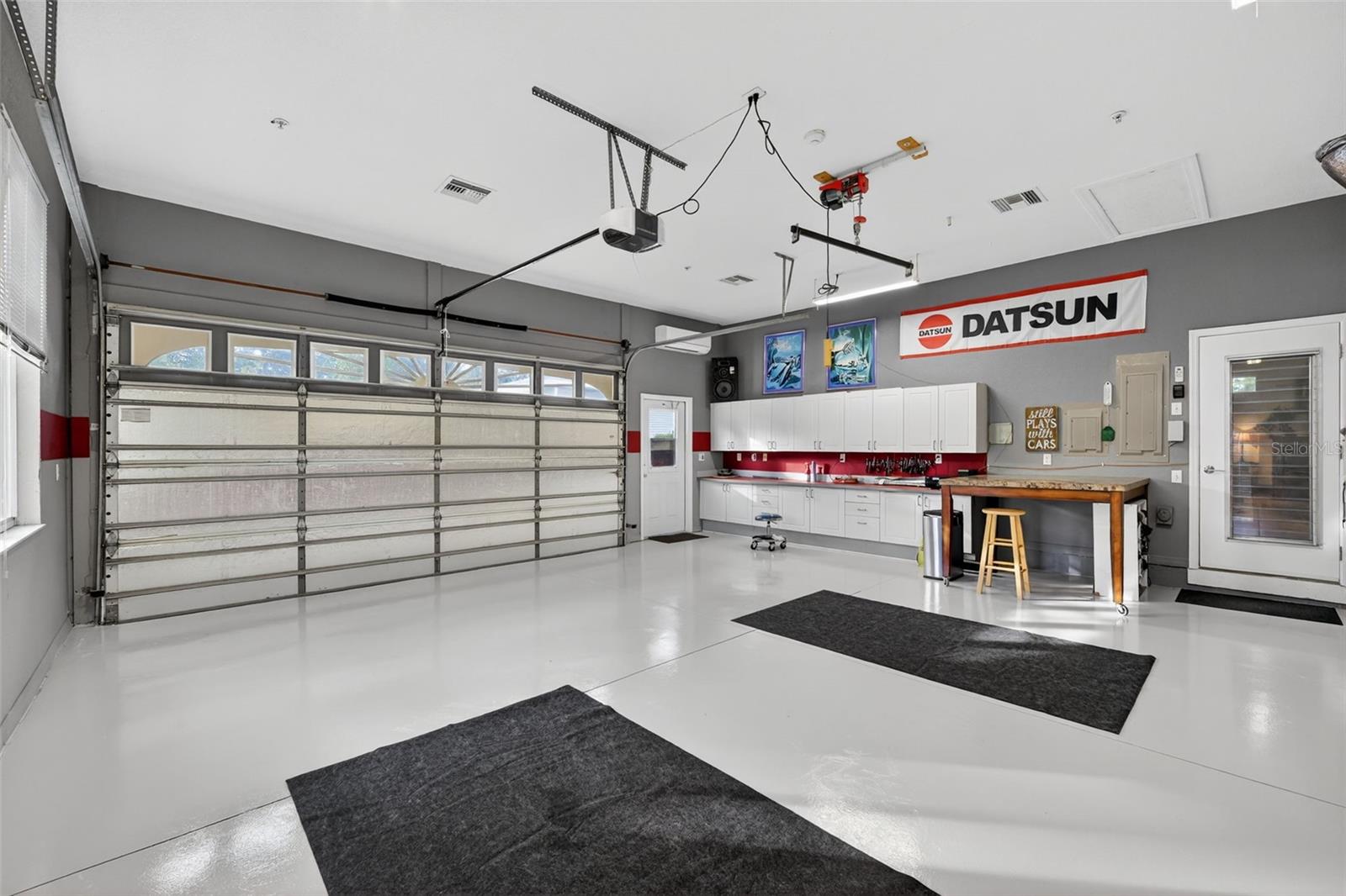 Image 28 of 42 For 820 Bayshore Drive