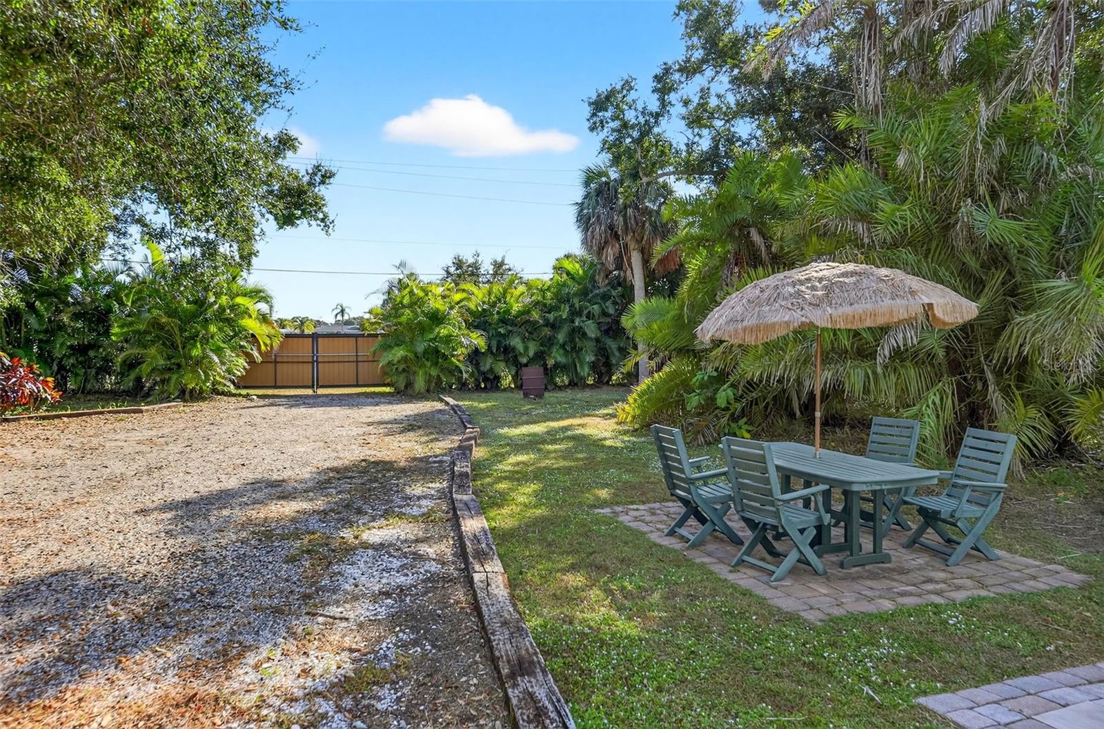 Image 40 of 42 For 820 Bayshore Drive