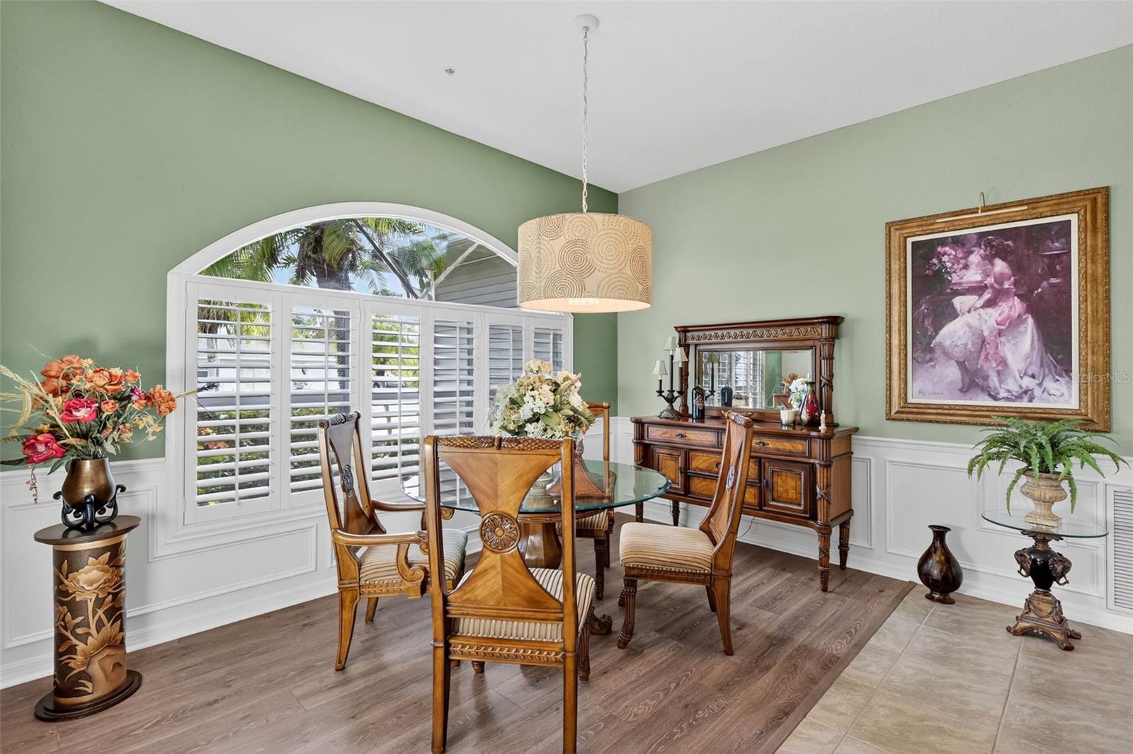 Image 8 of 42 For 820 Bayshore Drive