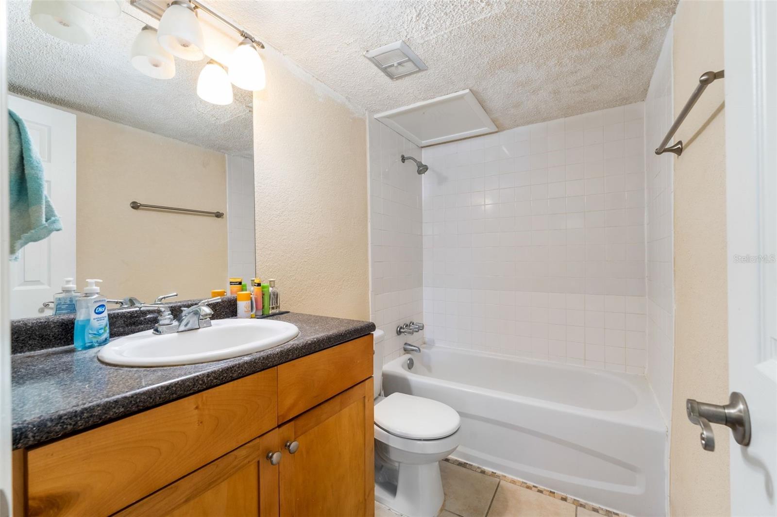 Image 18 of 23 For 1810 23rd Boulevard 216