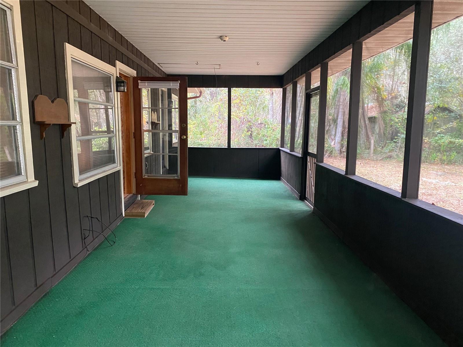 Image 7 of 34 For 8093 Breezy Point Road E