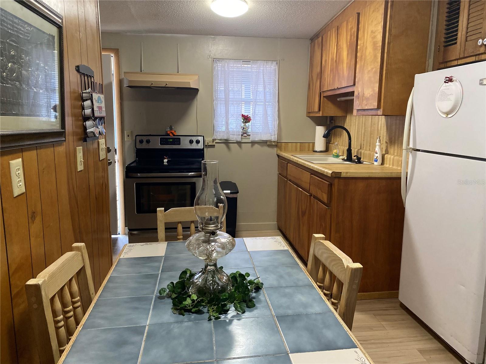 Image 9 of 34 For 8093 Breezy Point Road E