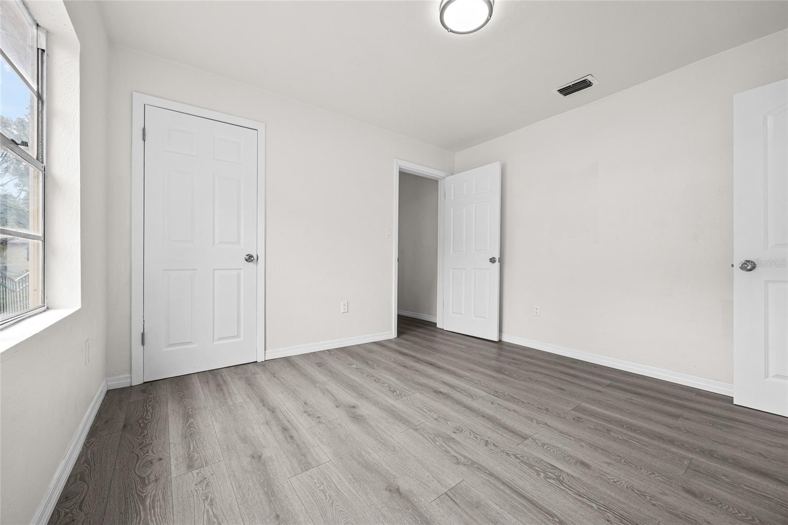 Image 15 of 19 For 2203 8th Avenue