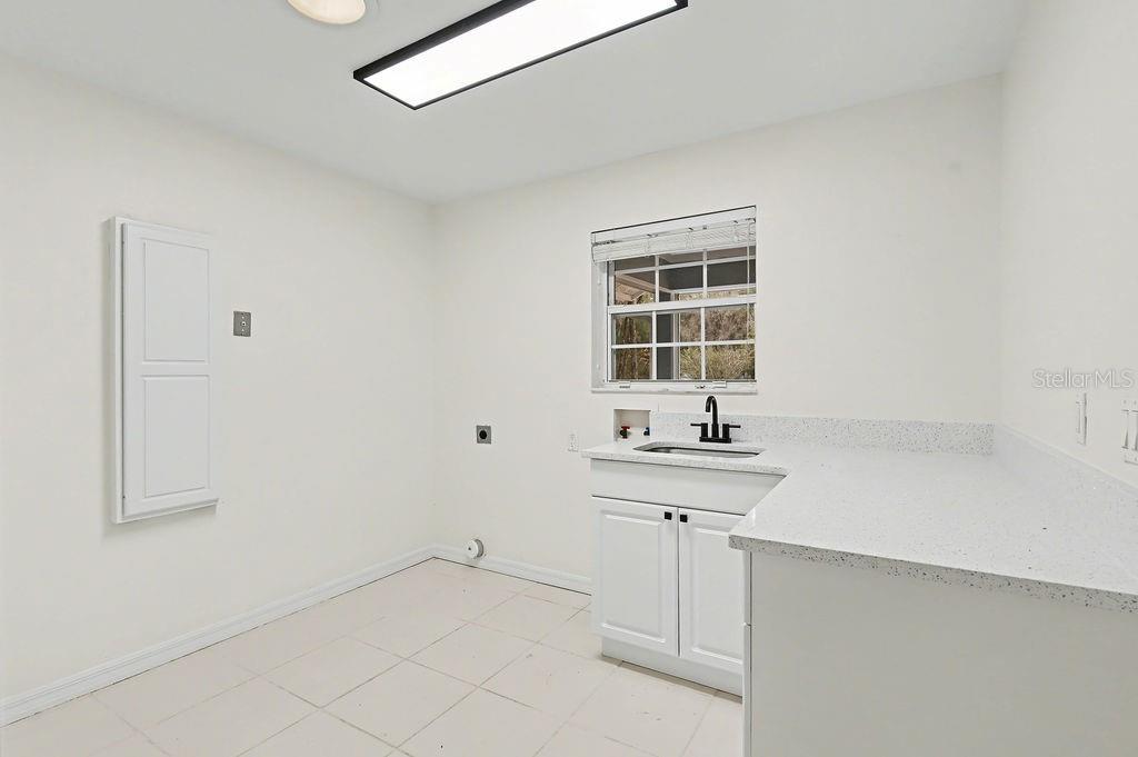 Image 19 of 42 For 11109 224 Terrace