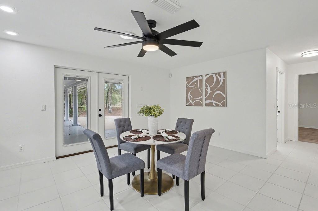 Image 25 of 42 For 11109 224 Terrace