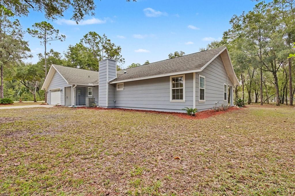 Image 4 of 42 For 11109 224 Terrace