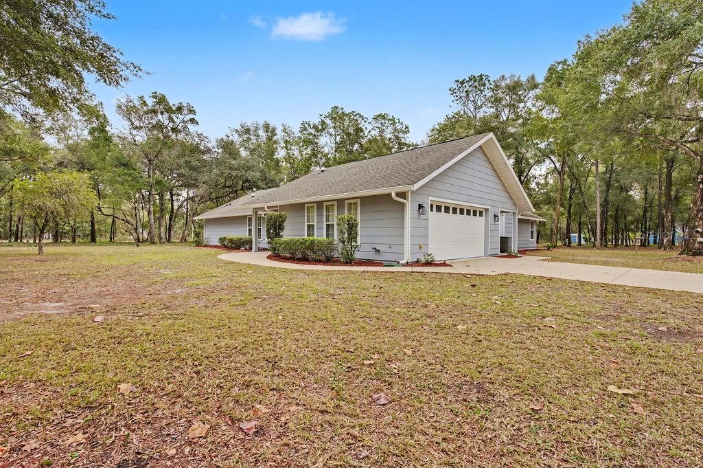 Image 5 of 42 For 11109 224 Terrace