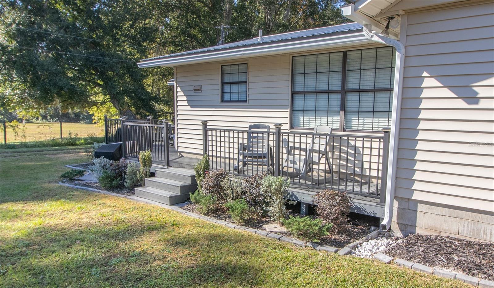 Image 18 of 26 For 2407 Leigh Terrace