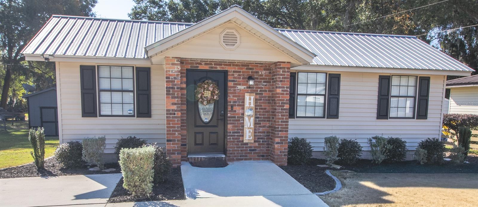 Image 23 of 26 For 2407 Leigh Terrace