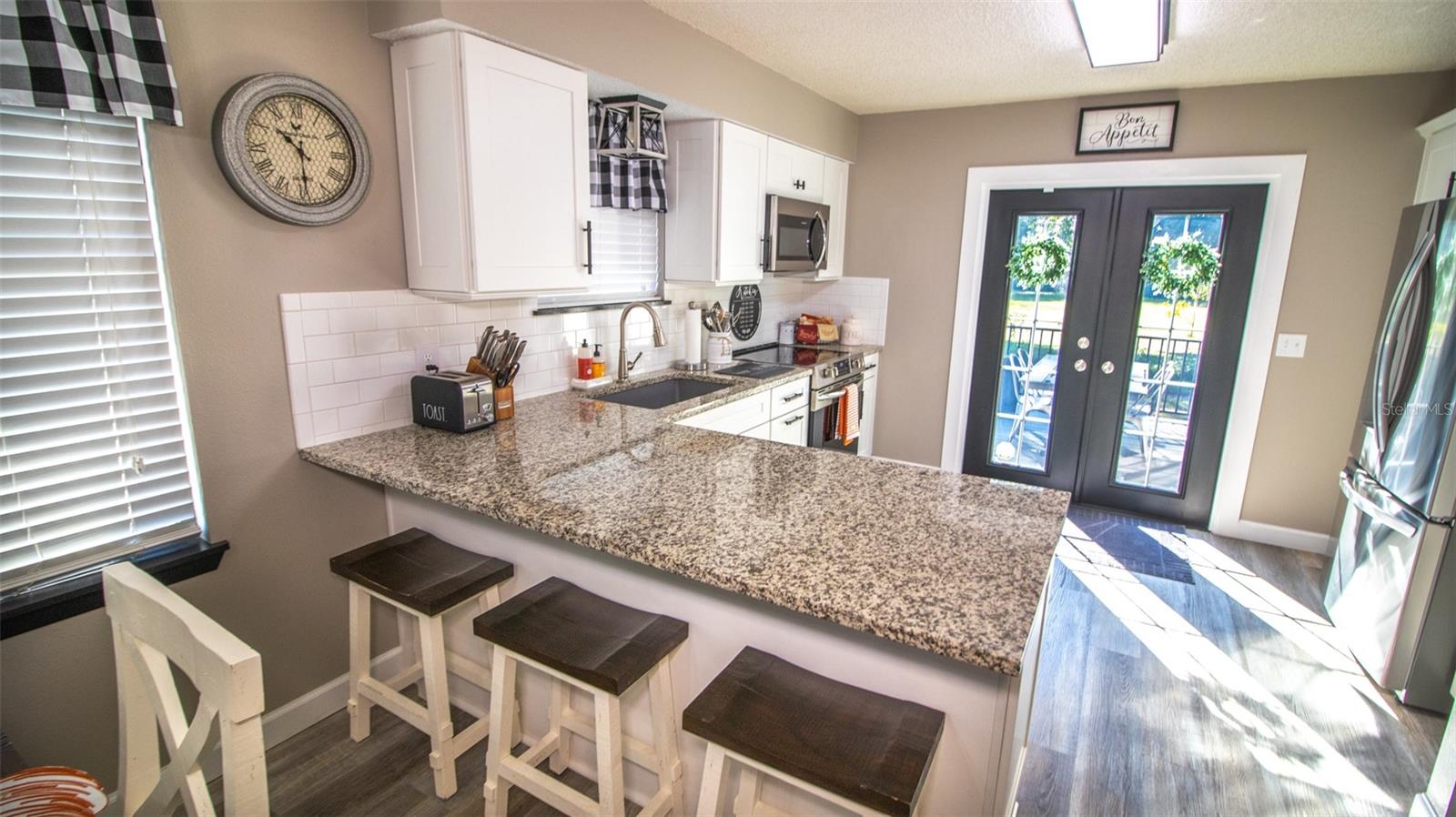 Image 7 of 26 For 2407 Leigh Terrace