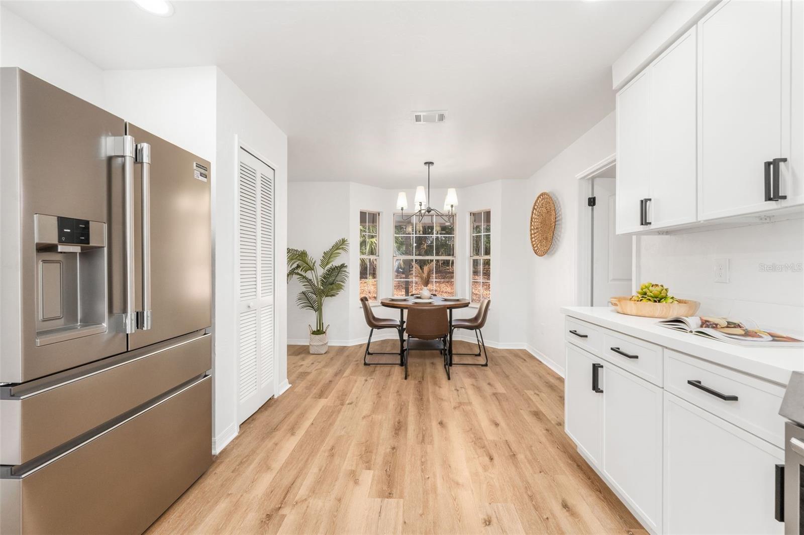 Image 14 of 33 For 7001 52nd Terrace