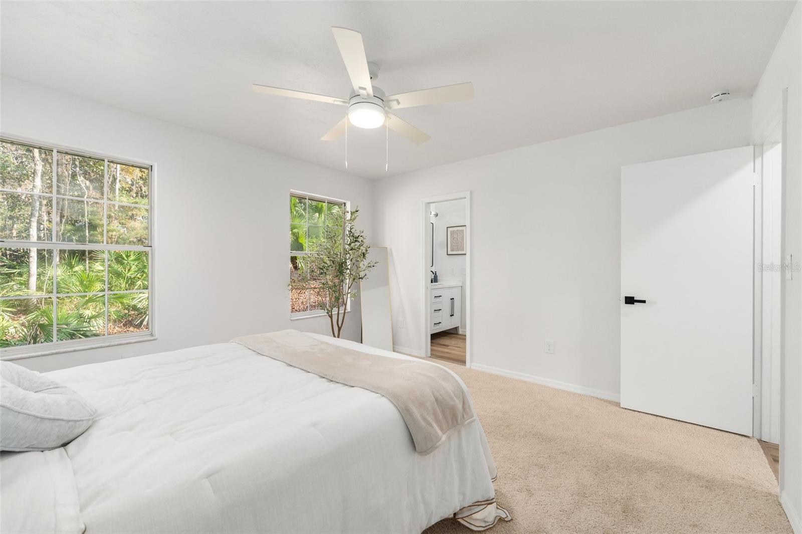 Image 18 of 33 For 7001 52nd Terrace